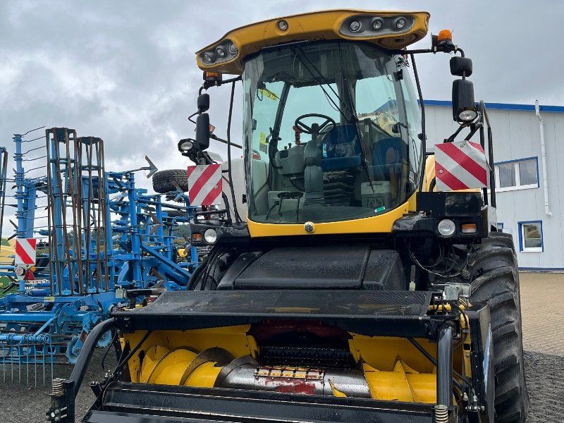 New Holland FR 9050