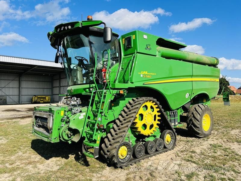 John Deere S780i ProDrive