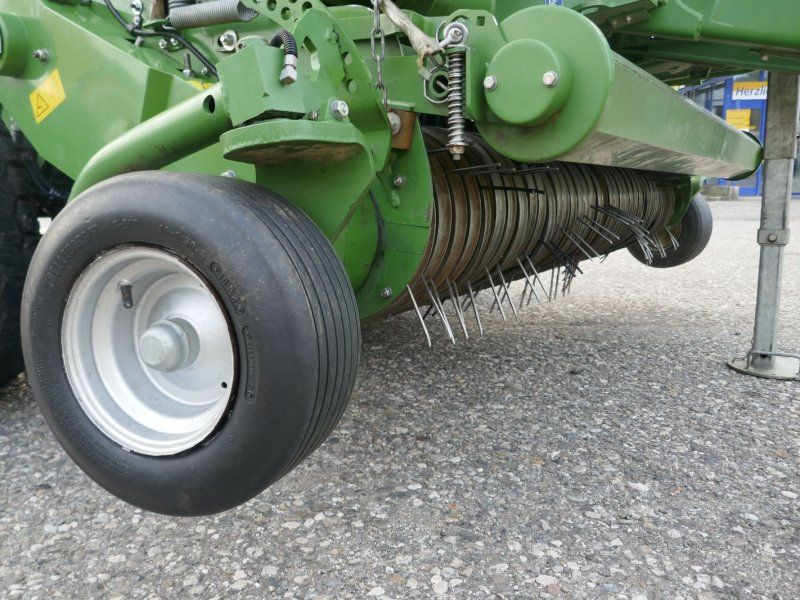 Krone Comprima V 150 XC Plus