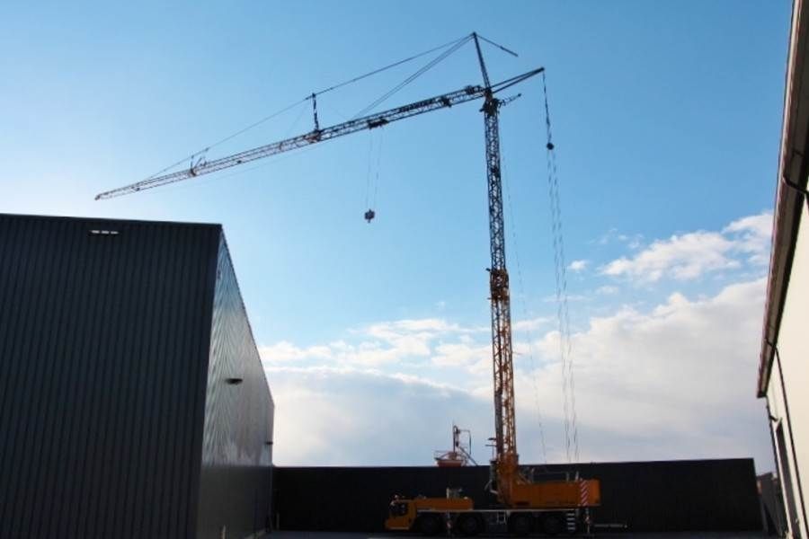 Liebherr MK88 Plus Valid Inspection, 45 m Flight, 8t Cap, P