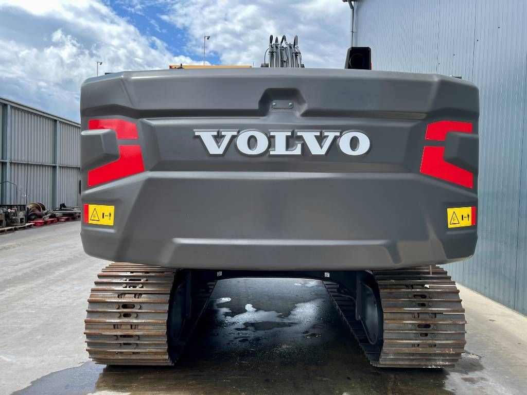 Volvo EC210