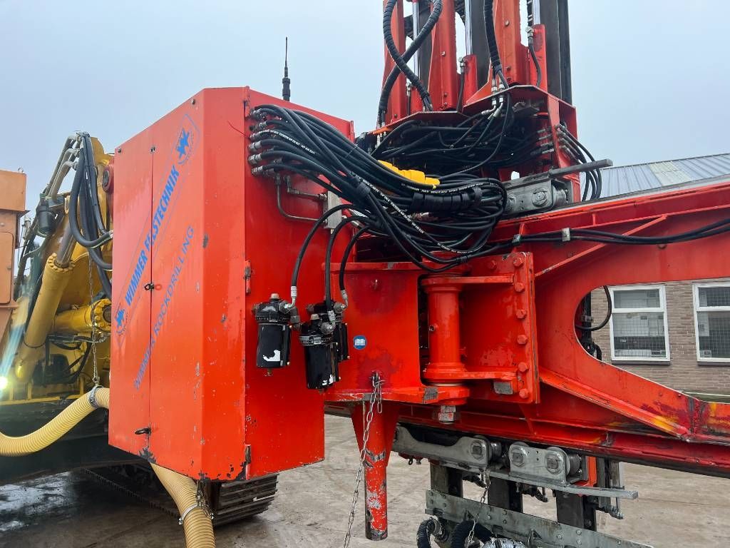 Komatsu PC290NLC-7K + Wimmer Jura Luna 3.100 Drill