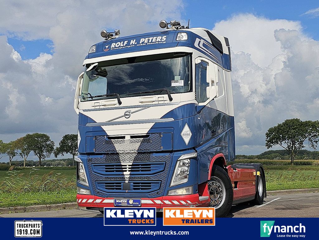 VOLVO FH 500 skirts 2x tank veb+