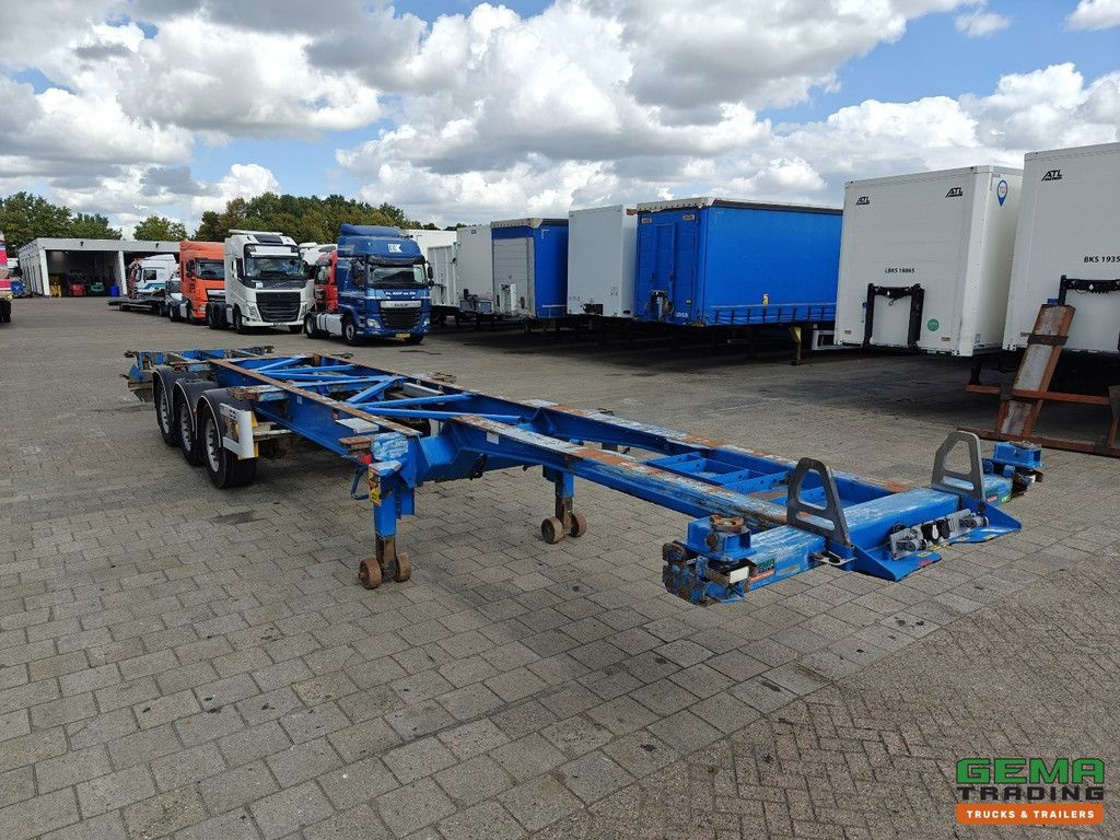 Van Hool 3B0079 3-Axle SAF - Disc brakes - All connections / Universal chassis