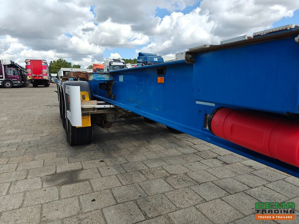 Van Hool 3B0079 3-Axle SAF - Disc brakes - All connections / Universal chassis