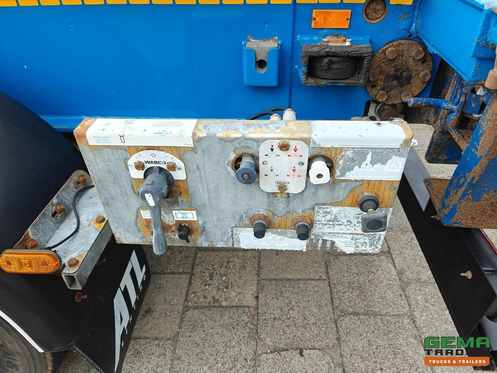 Van Hool 3B0079 3-Axle SAF - Disc brakes - All connections / Universal chassis