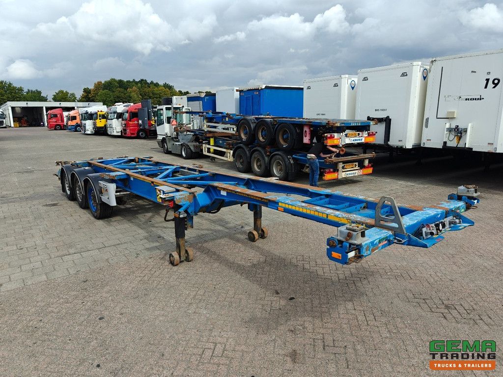 Van Hool 3B0079 3-Axle SAF - Disc brakes - All connections / Universal chassis
