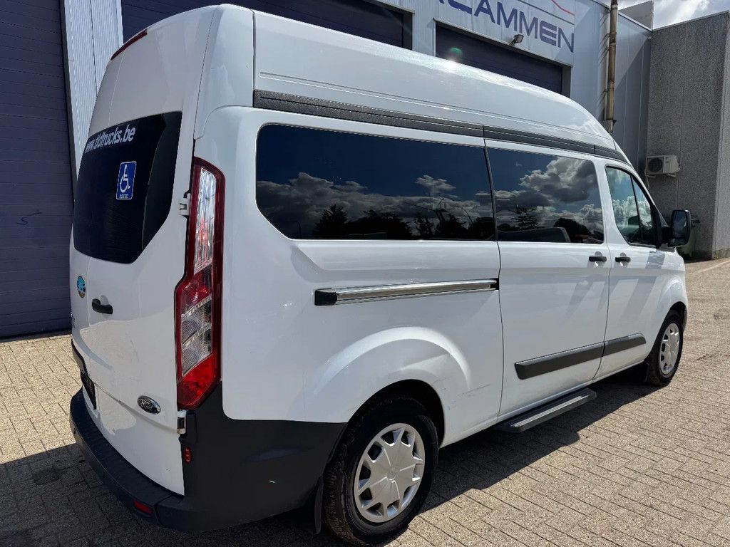 Ford **TRANSIT CUSTOM-9 SEATS-WHEELCHAIRLIFT-EURO6B**