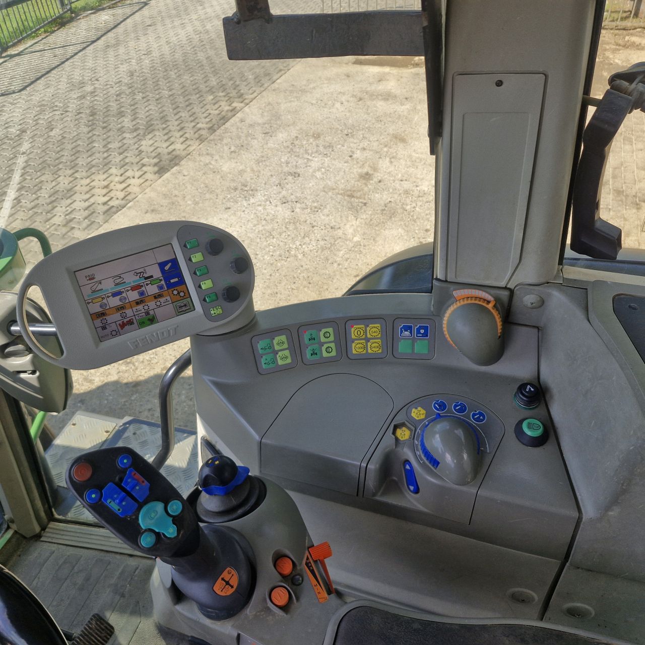Prachtige fendt 818 vario tms com3