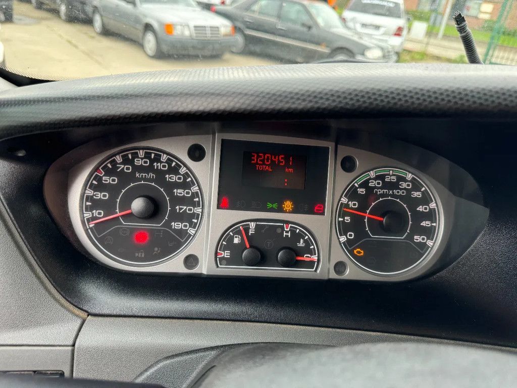 Iveco DAILY 50C18 **MAXI-EURO 4-AIR SUSPENSION-ENGINE PROBLEM**
