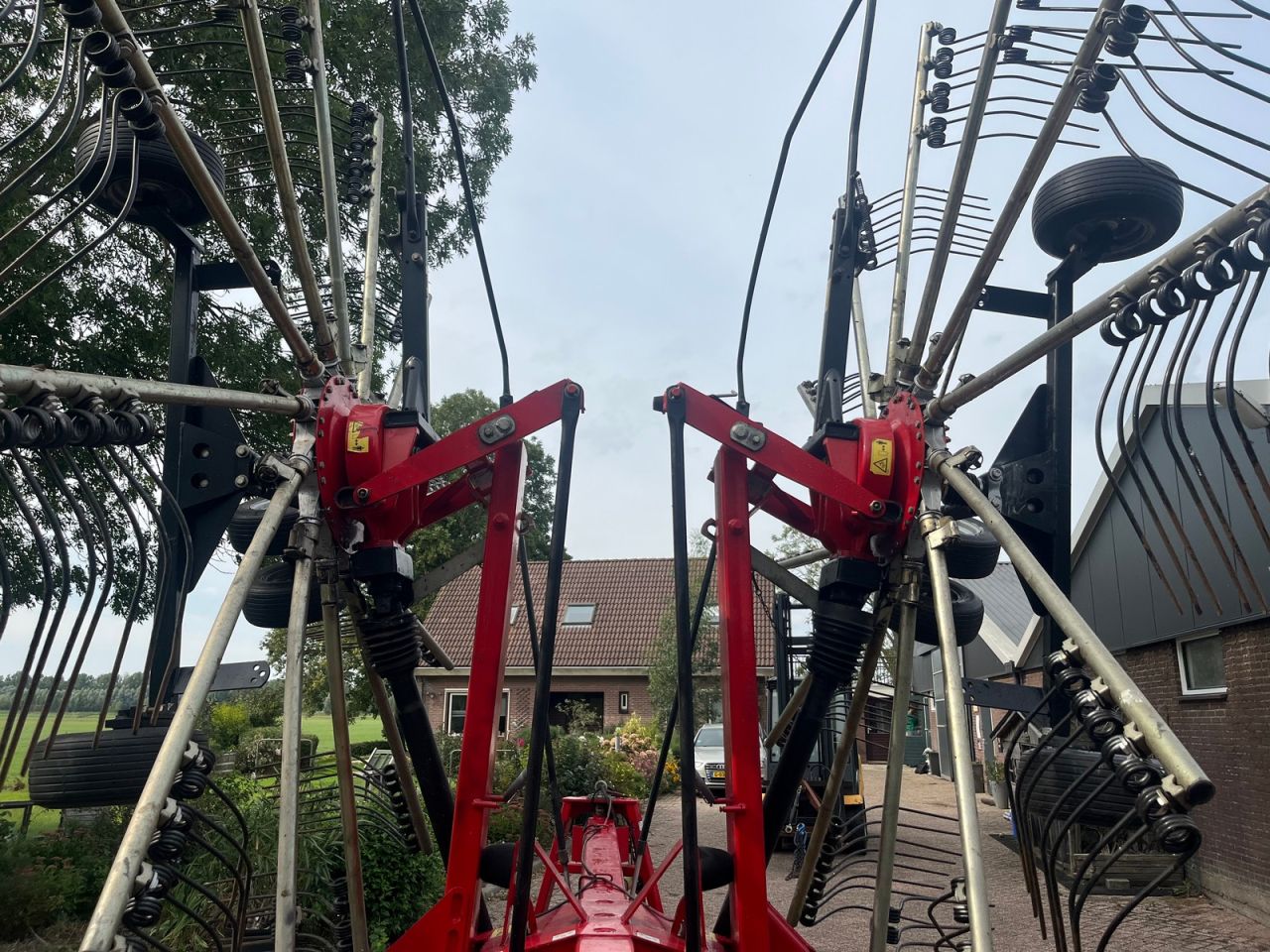 Fella TS 880