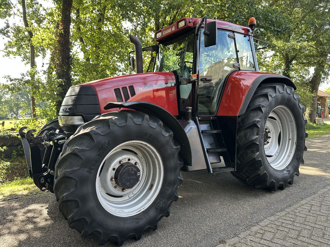 Case CVX 150