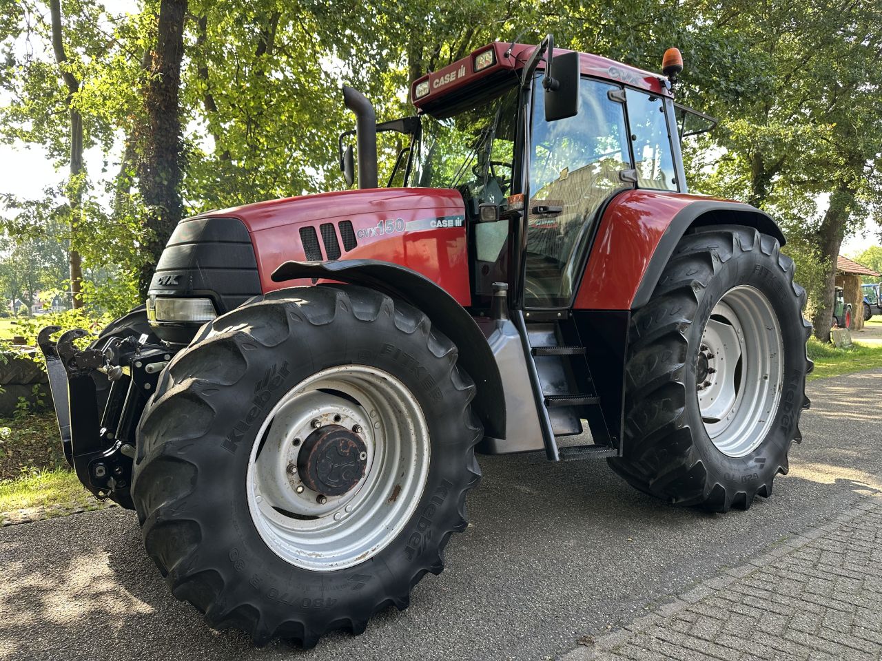 Case CVX 150
