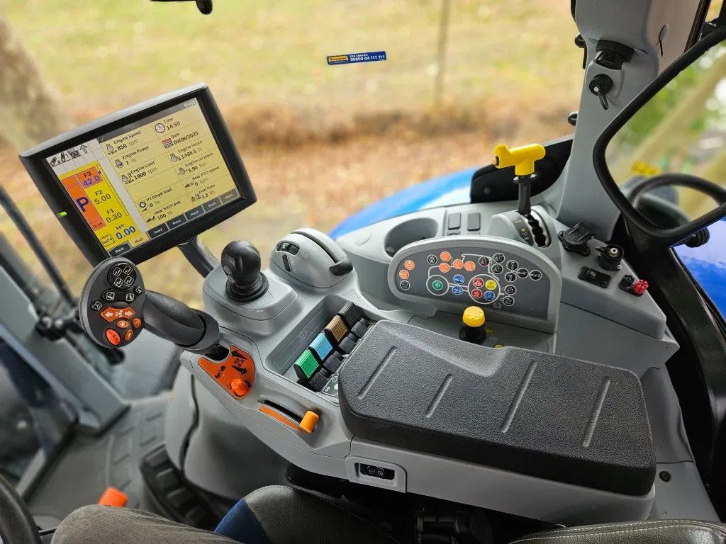 New Holland T7.210 AC Auto Command ( T7.225 T7.190 T7.175 T7.165 )