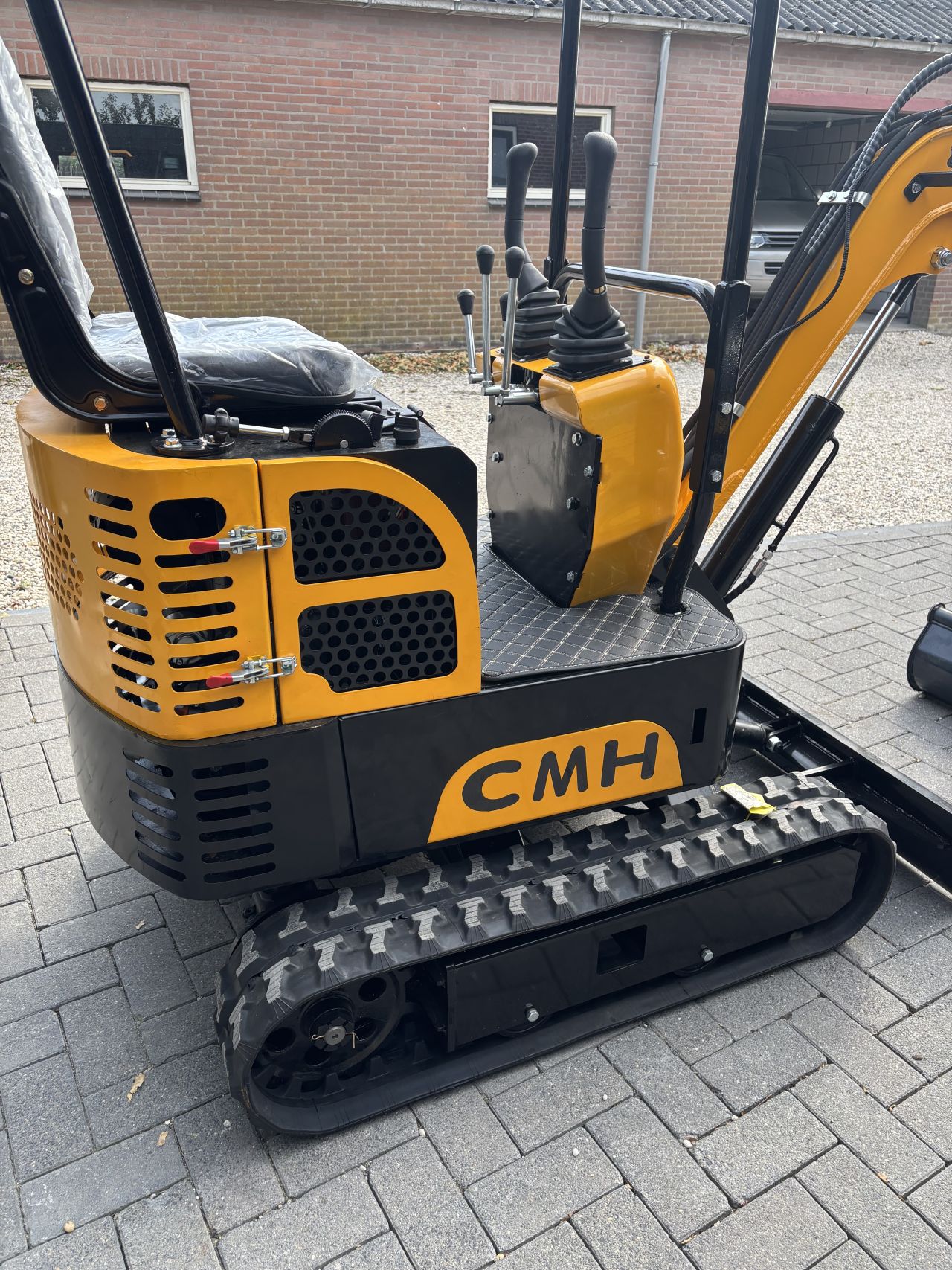 Cmh minigraver Kubota Janmar bobcat