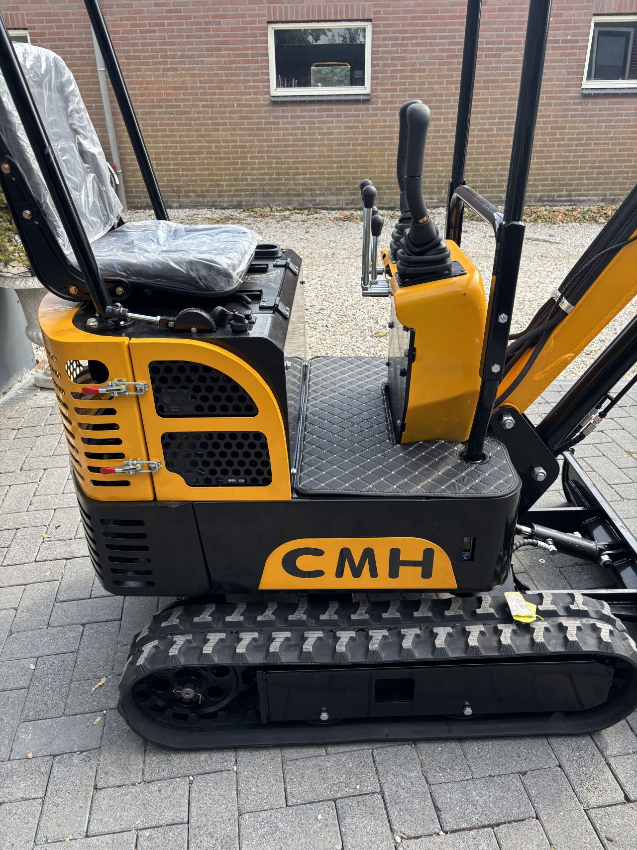 Cmh minigraver Kubota Janmar bobcat