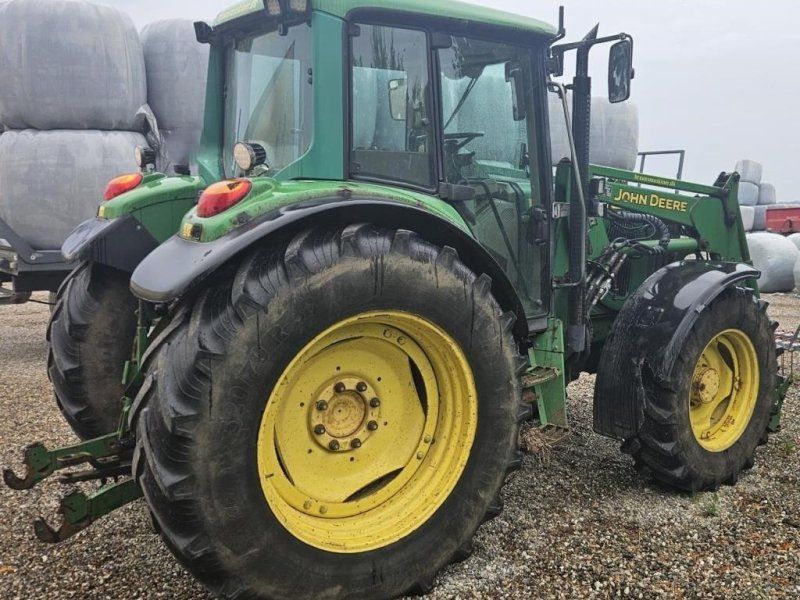 John Deere 6420