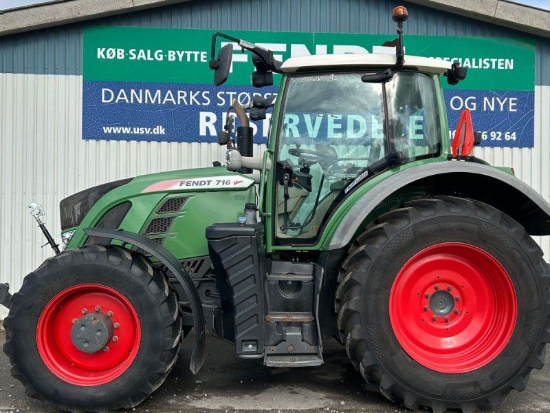 Fendt 716 Vario S4 Profi Plus
