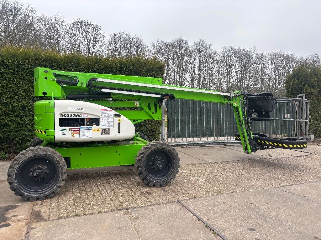 Niftylift Hr15 knikarmhoogwerker 15m nifty telescoop 4x4