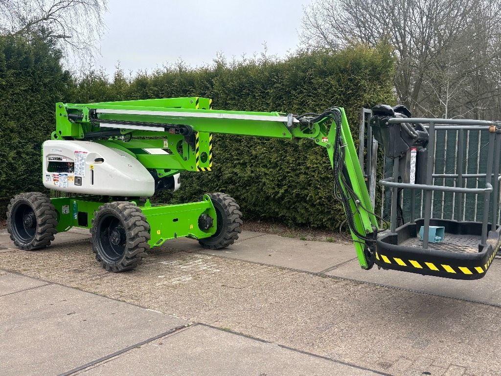 Niftylift Hr15 knikarmhoogwerker 15m nifty telescoop 4x4