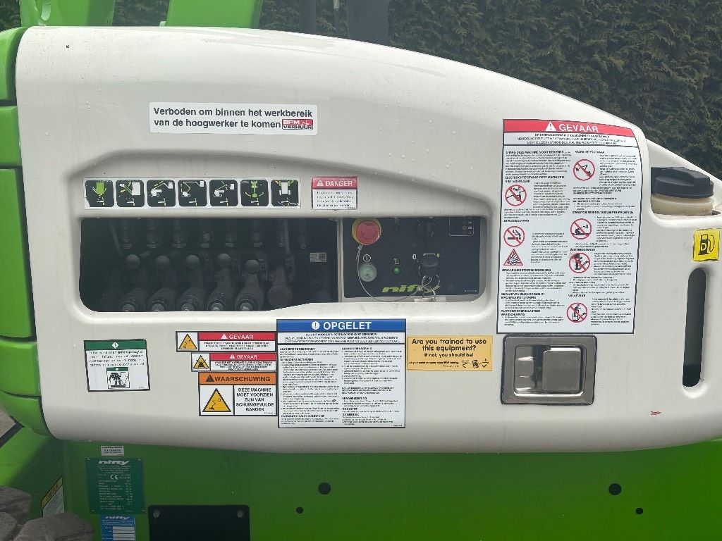 Niftylift Hr15 knikarmhoogwerker 15m nifty telescoop 4x4