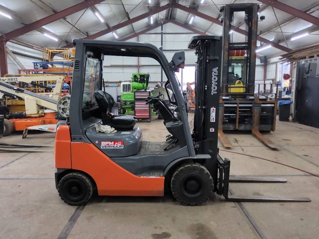 Toyota 1,5Ton heftruck H02-8FGF15 lpg 1.5t forklift