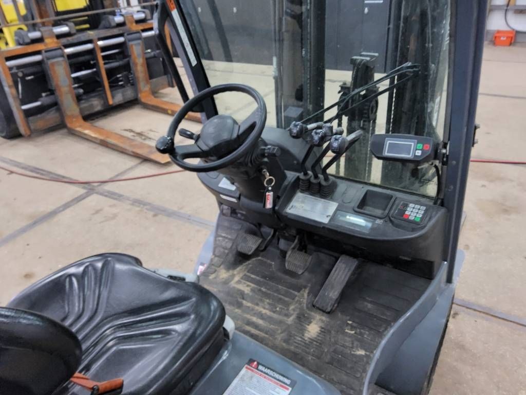 Toyota 1,5Ton heftruck H02-8FGF15 lpg 1.5t forklift