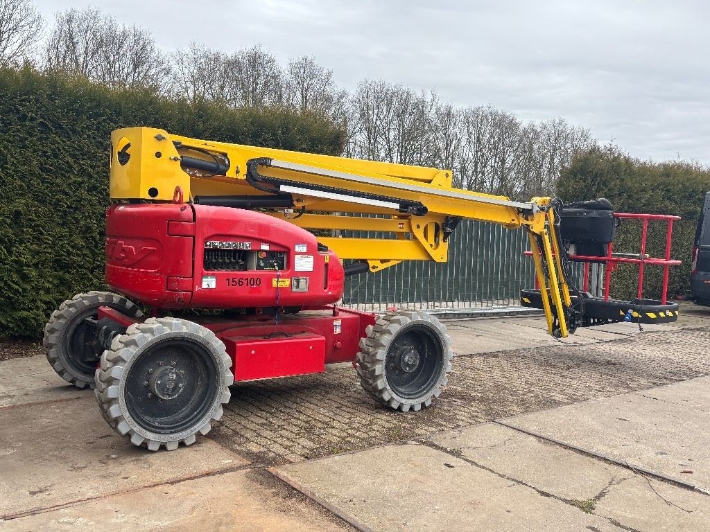 Niftylift HR17 hoogwerker nifty knikarmhoogwerker boomlift