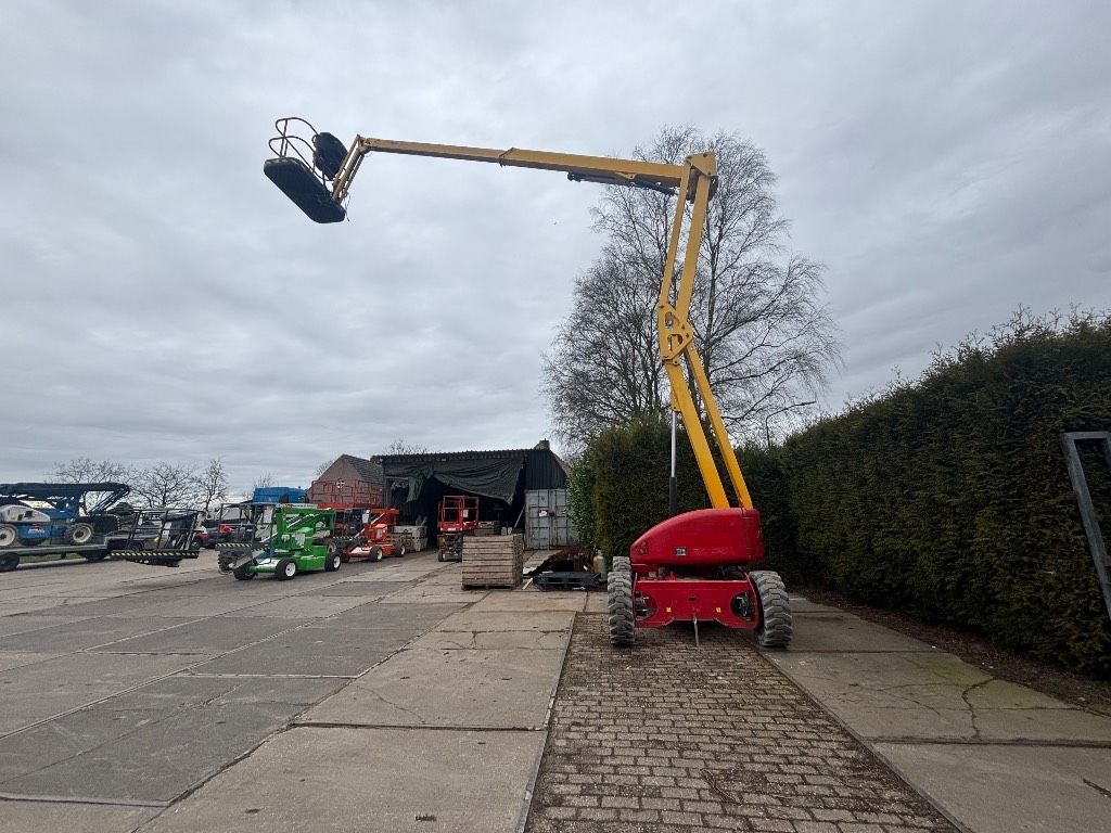 Niftylift HR17 hoogwerker nifty knikarmhoogwerker boomlift