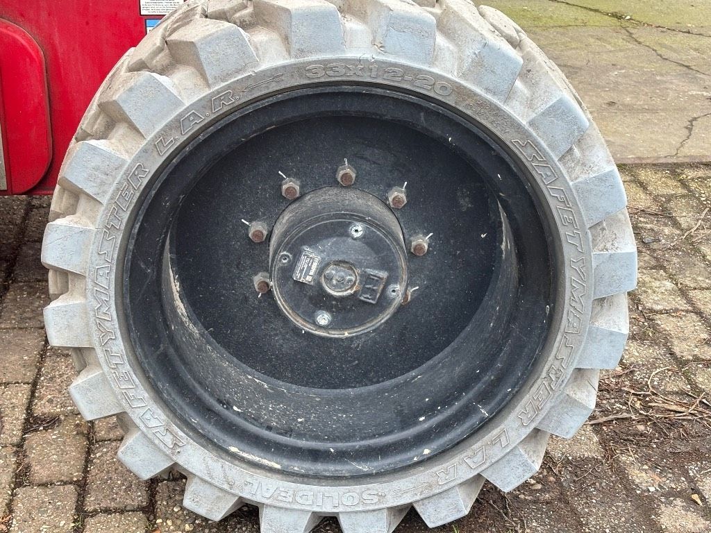 Niftylift HR17 hoogwerker nifty knikarmhoogwerker boomlift