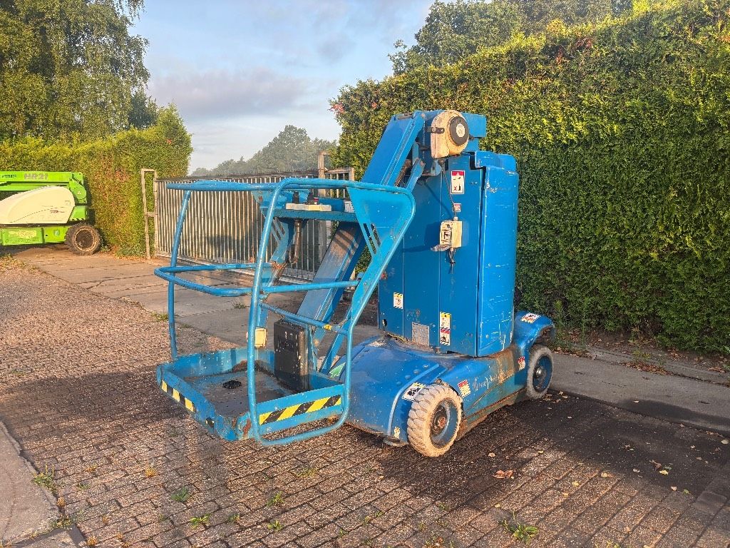 Haulotte Star 10 mast hoogwerker Star10 vertical lift