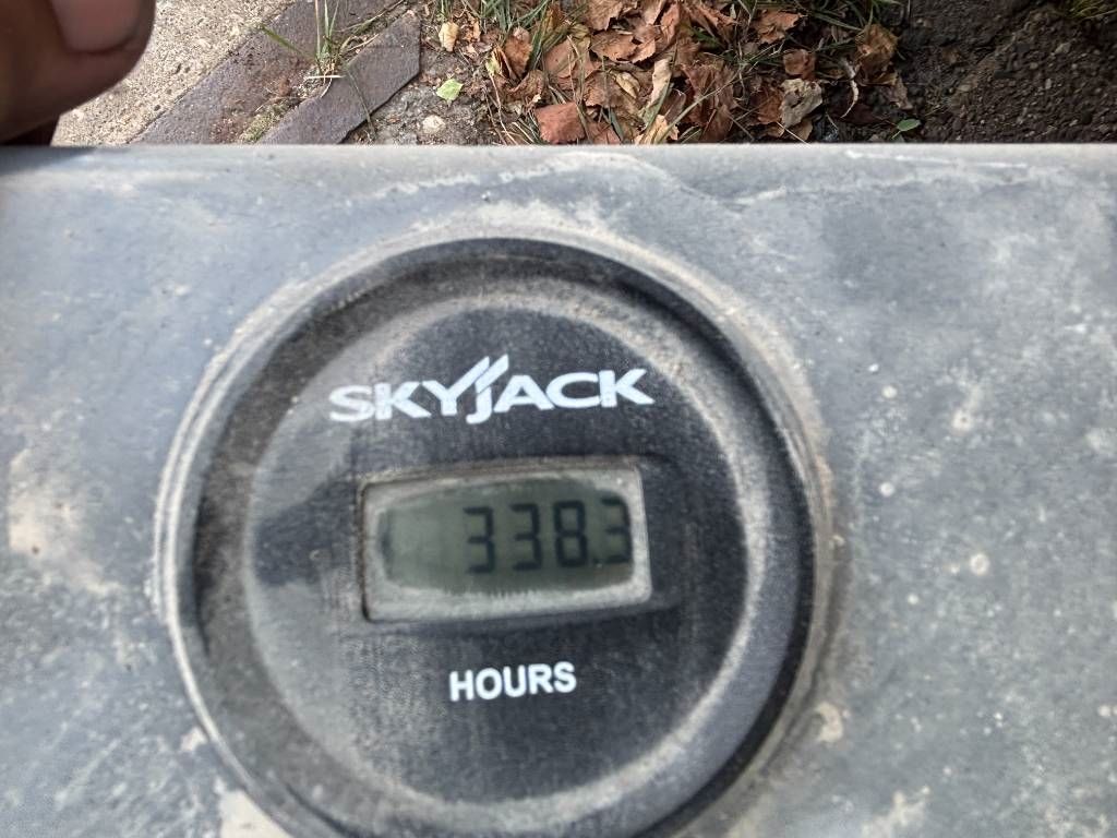 SkyJack SJ3219 hoogwerker schaarhoogwerker 8m skyjack