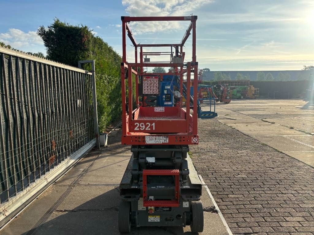 SkyJack SJ3219 8m schaarhoogwerker elektro schaarlift