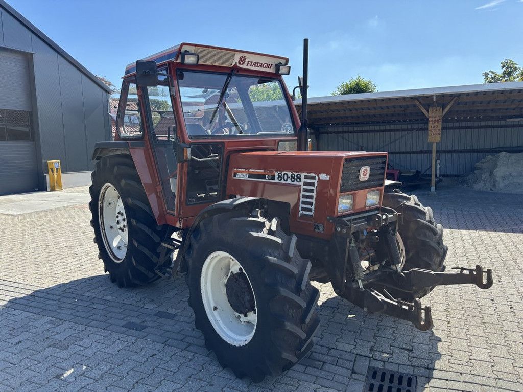 Fiat-Agri 80-88 DT 4wd, Zuidberg Fronthef.