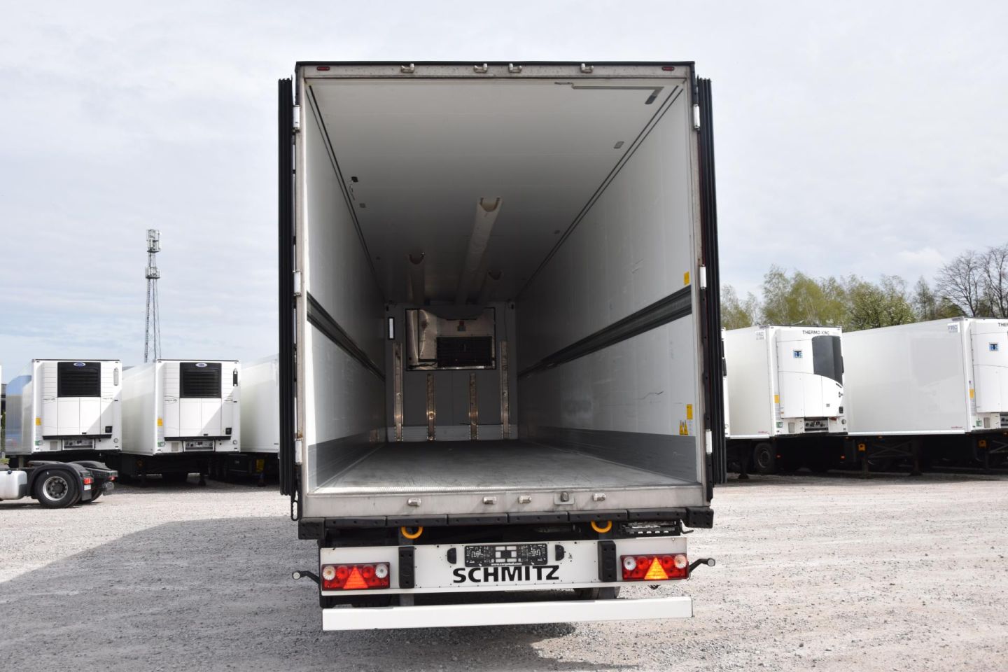 Schmitz Cargobull SKO FP 45 ThermoKing SLXi 300