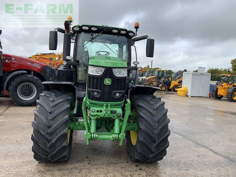 John Deere 6215r  (st23985)