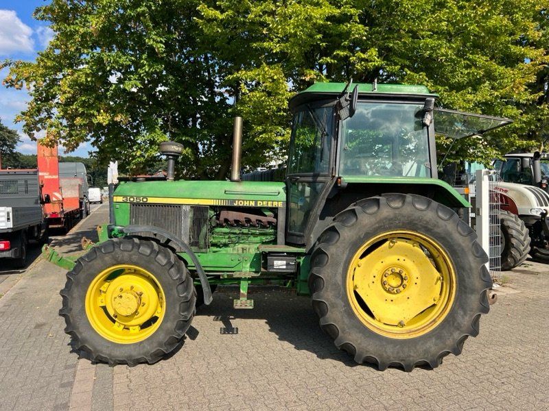 John Deere 3050 A