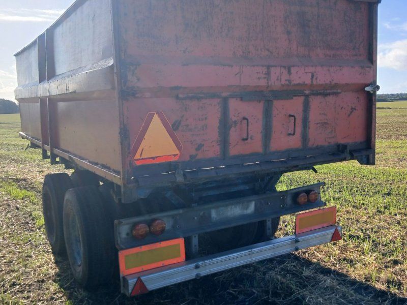 Tipvogn med tørrekanal