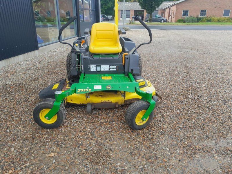John Deere Z525 ZERO TURN