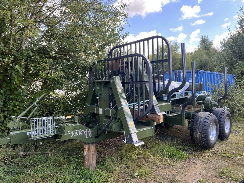 Farma 9 Tonnen Rückewagen Bausatz