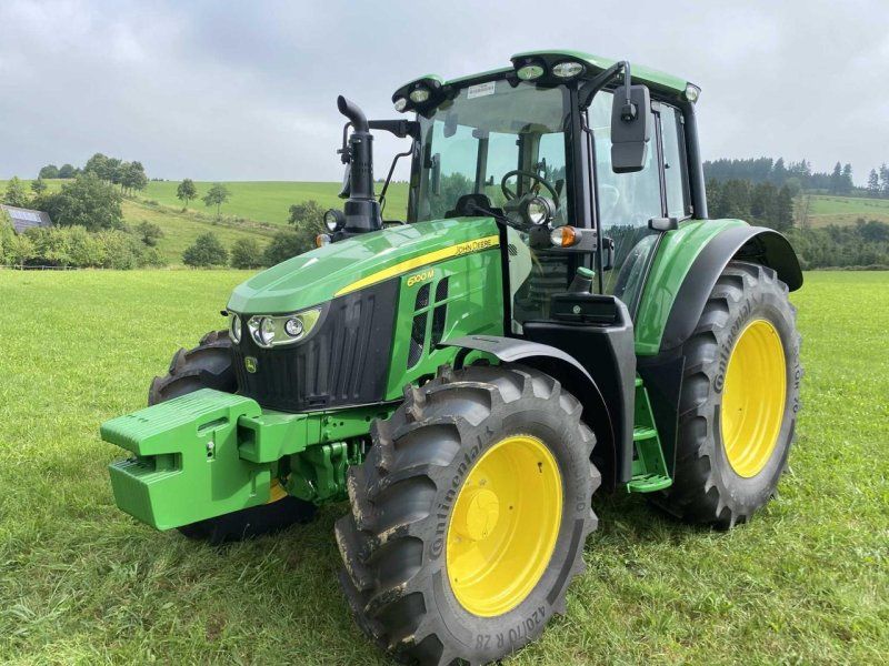 John Deere 6100 M AutoQuadEco