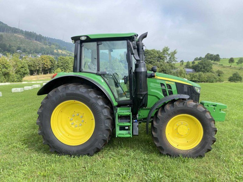 John Deere 6100 M AutoQuadEco