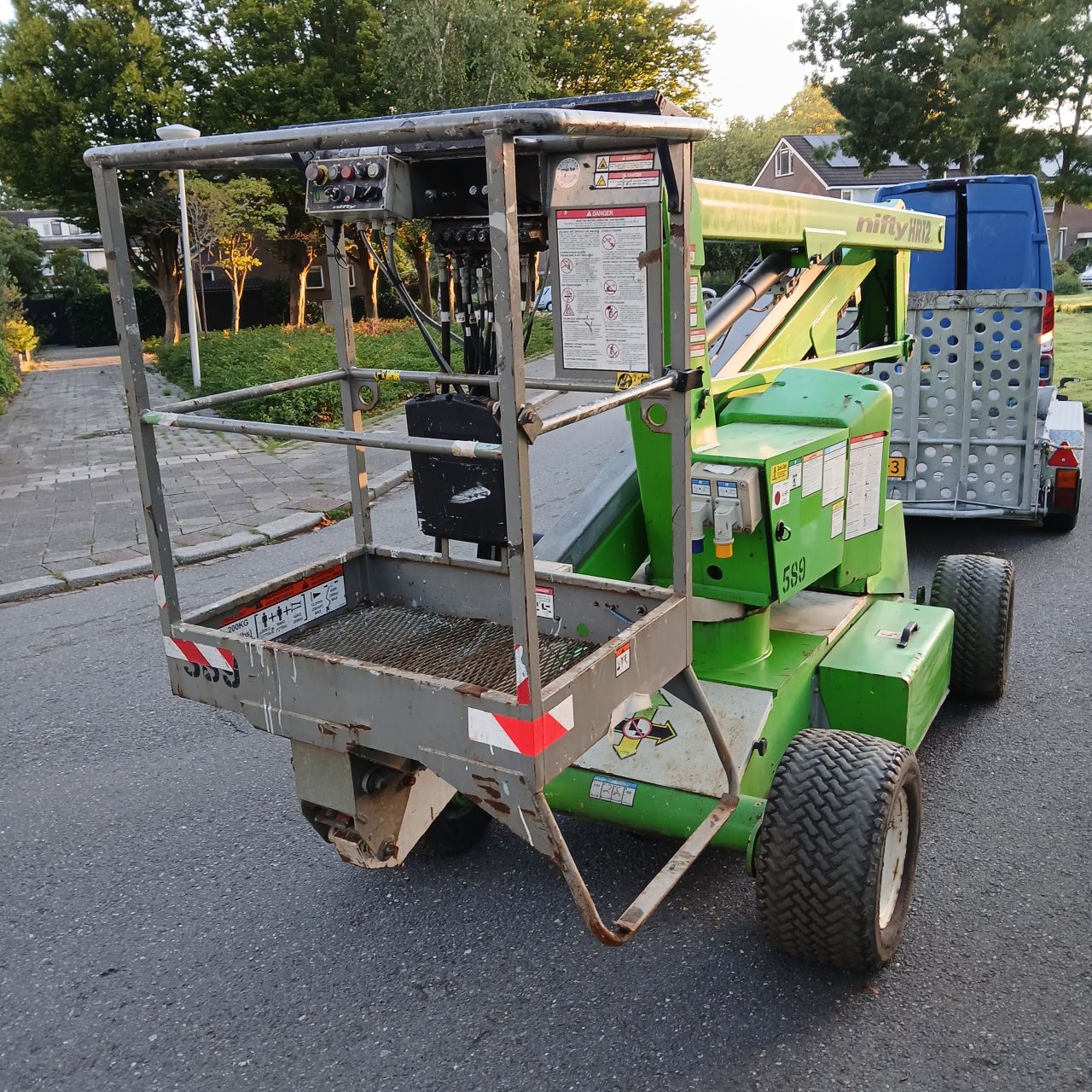 Nifty Knikarmtelescoophoogwerker Hybride.