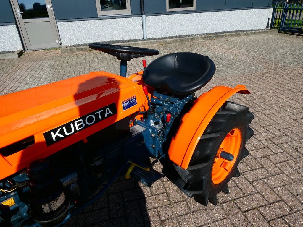 Kubota B6000 4wd / Supernetjes