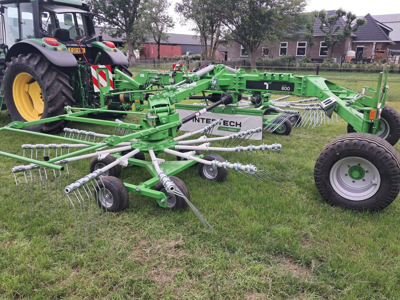 InterTech ZKD 800 dubbele hark
