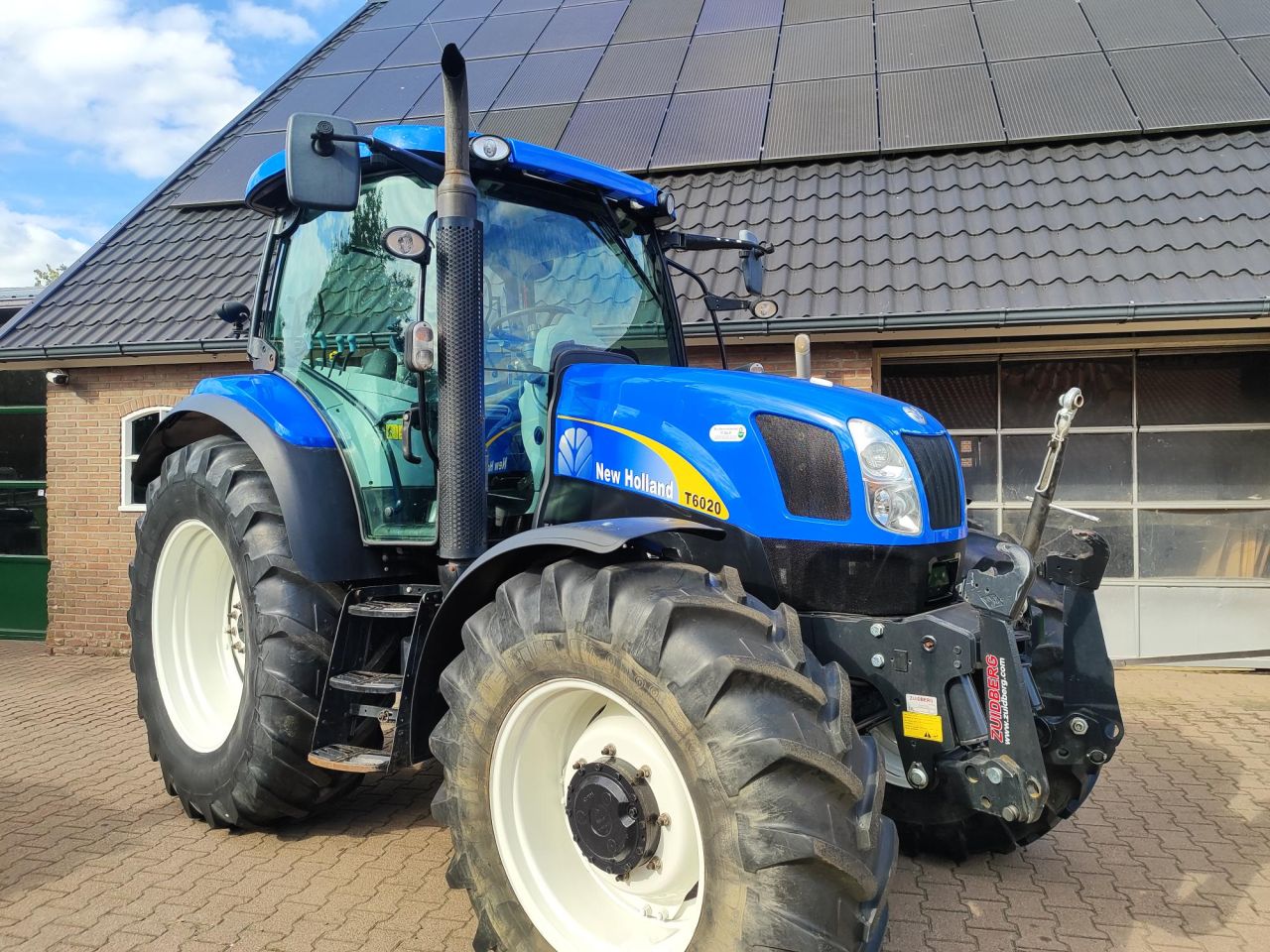 New Holland T 6020 Elite