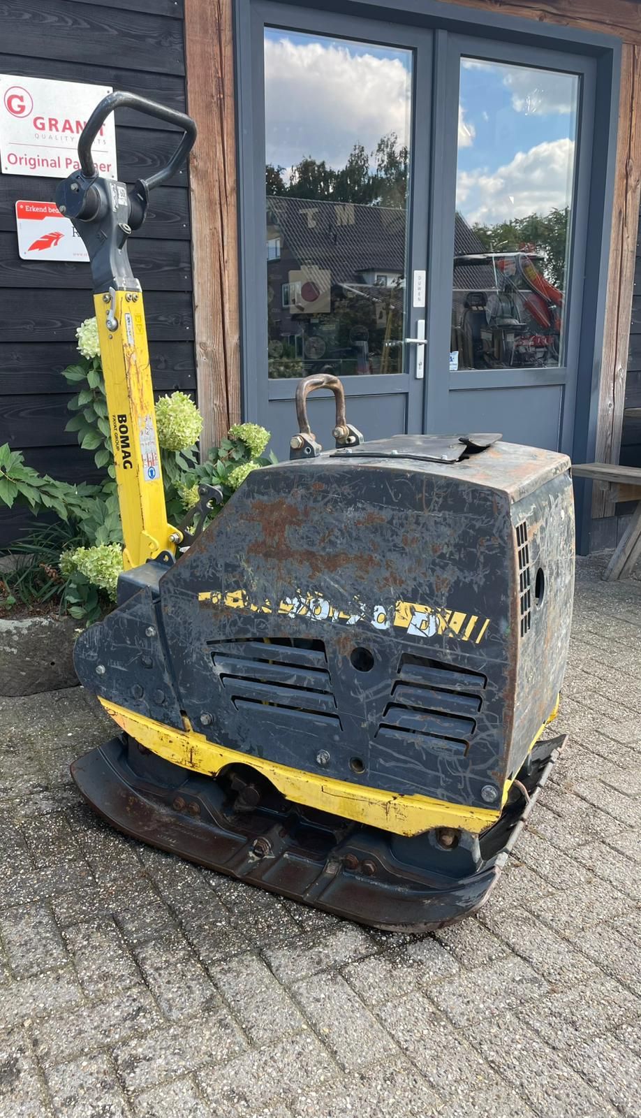 Bomag BPR 70/70 trilplaat.