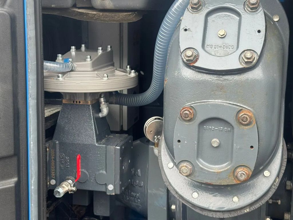 BBA BA150E D285 with Perkins 404-22