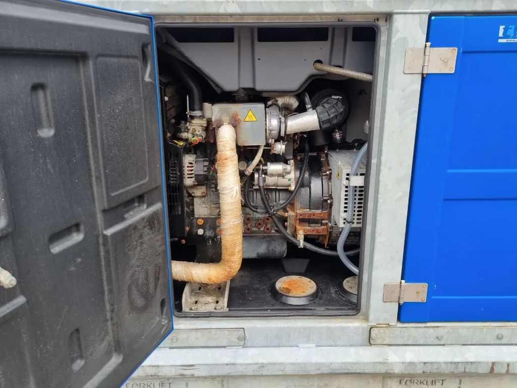 BBA BA150E D285 with Perkins 404-22