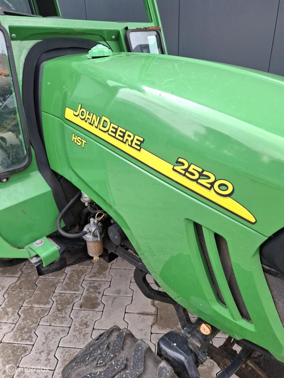 Gebruikte John Deere 2520 minitractor met werk scherpe prijs